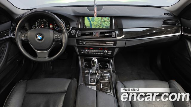 BMW 5-Series 2016 — photo 7