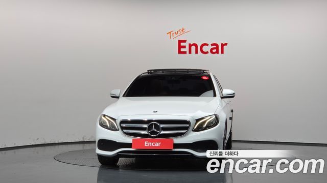 Mercedes-Benz E-Class 2019 — photo 3