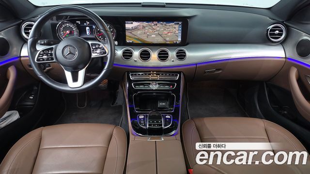 Mercedes-Benz E-Class 2019 — photo 10