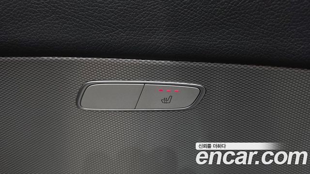 Mercedes-Benz E-Class 2019 — photo 32