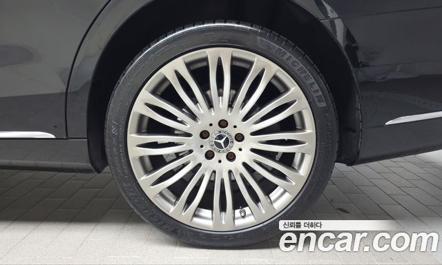 Mercedes-Benz S-Class 2018 — photo 7