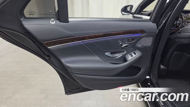 Mercedes-Benz S-Class 2018 — photo 15