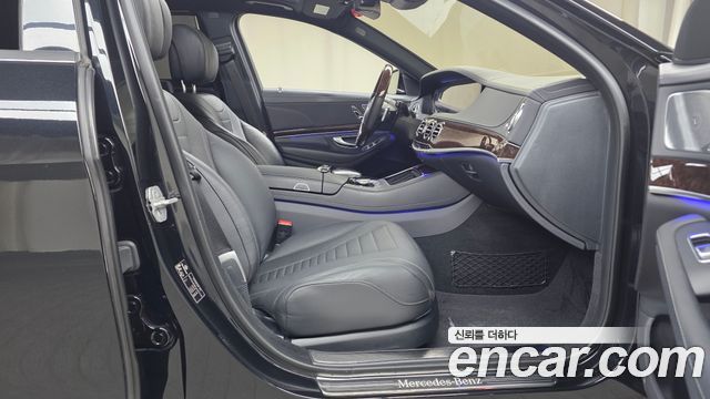 Mercedes-Benz S-Class 2018 — photo 16