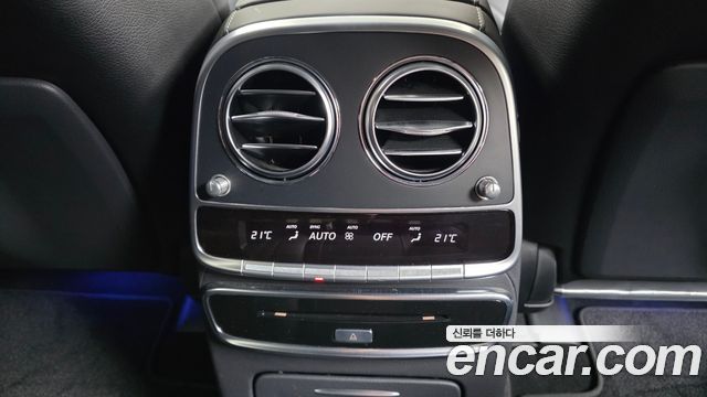 Mercedes-Benz S-Class 2018 — photo 31