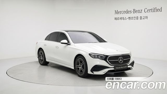 Mercedes-Benz E-Class 2026 — photo 1