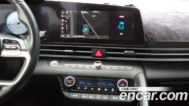 Hyundai AVANTE 2023 — photo 14