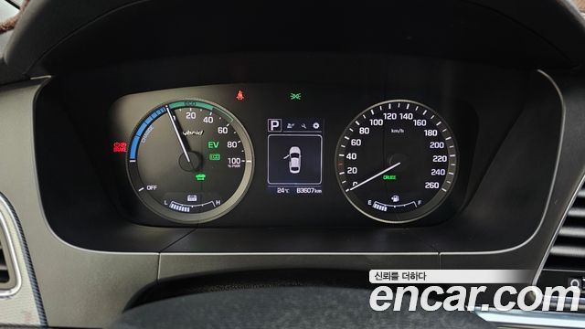 Hyundai Sonata 2016 — photo 11