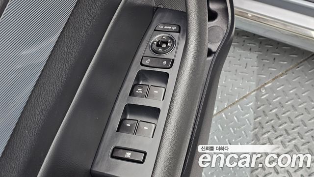 Hyundai Sonata 2016 — photo 23