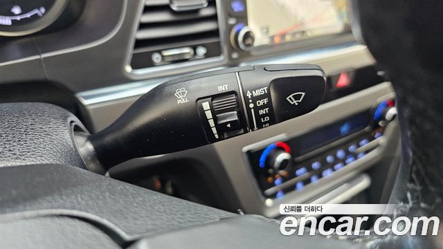 Hyundai Sonata 2016 — photo 25