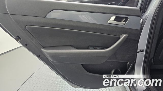 Hyundai Sonata 2016 — photo 15