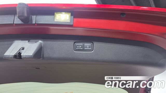 Genesis GV70 2023 — photo 23