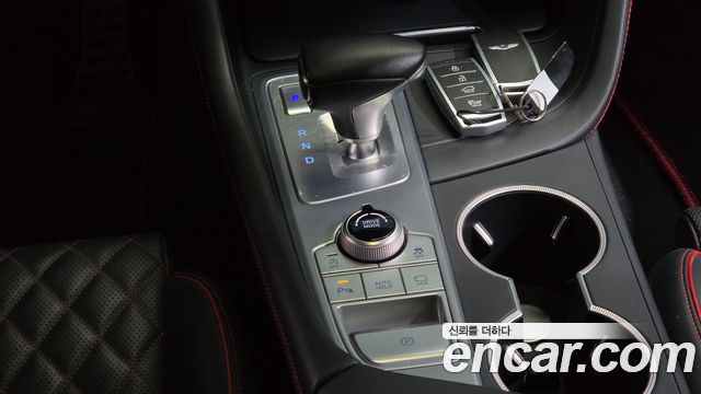 Genesis G70 2019 — photo 9