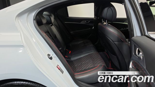 Genesis G70 2019 — photo 12