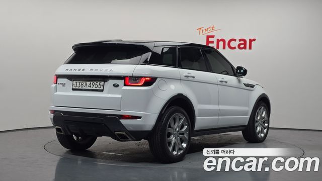Land Rover Range Rover Evoque 2019 — photo 2