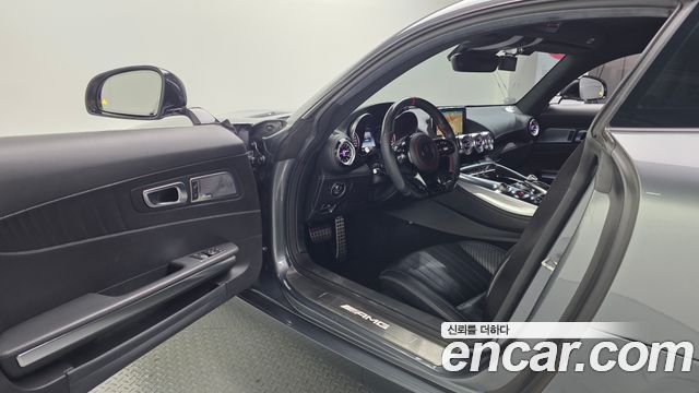 Mercedes-Benz AMG GT 2016 — photo 10