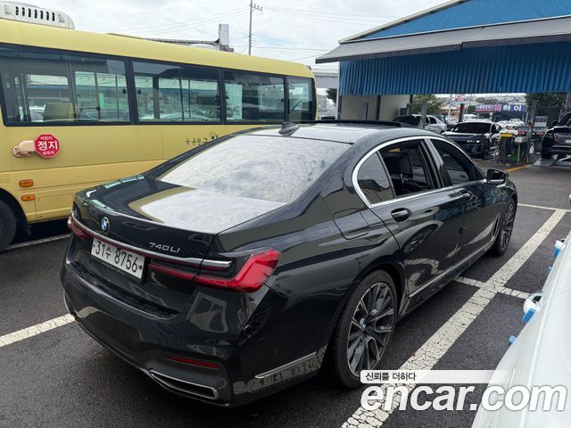 BMW 7-Series 2020 — photo 4