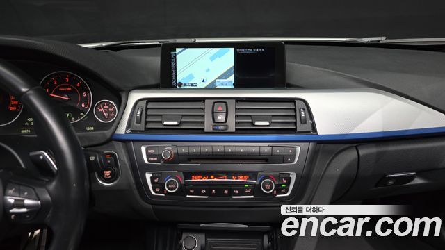 BMW 3-Series 2015 — photo 13