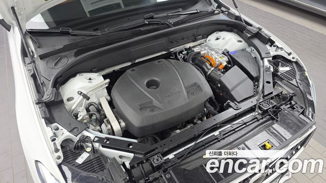 Volvo XC60 2025 — photo 6