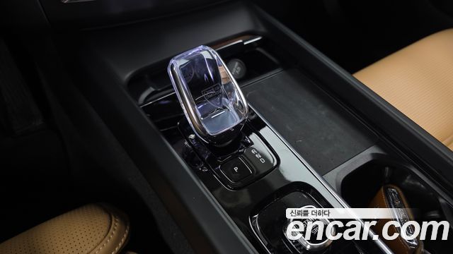Volvo XC60 2025 — photo 12