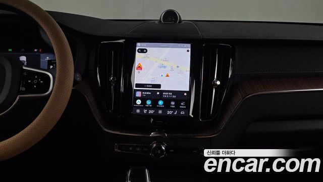 Volvo XC60 2025 — photo 20