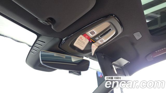 Volvo XC60 2025 — photo 29