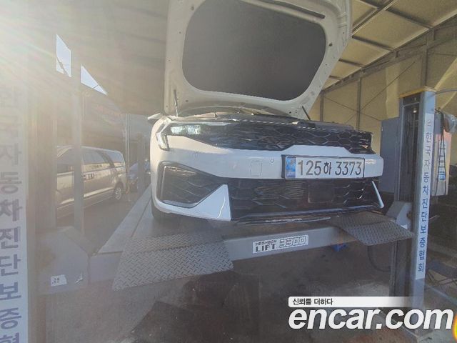 Kia K5 2024 — photo 2