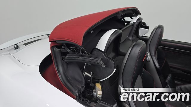 Porsche Boxster 2016 — photo 28