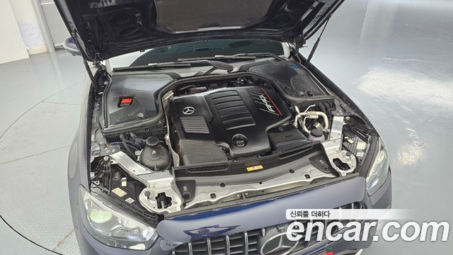Mercedes-Benz E-Class 2022 — photo 6