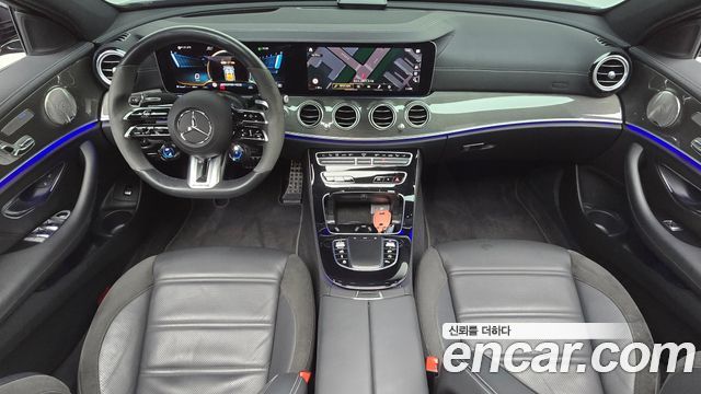 Mercedes-Benz E-Class 2022 — photo 7