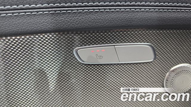 Mercedes-Benz E-Class 2022 — photo 18