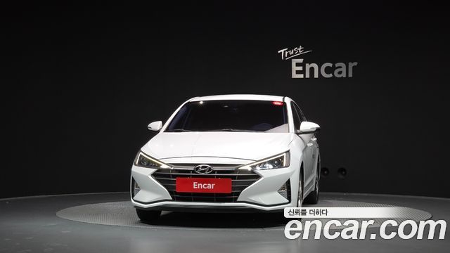 Hyundai AVANTE 2019 — photo 3