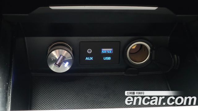 Hyundai AVANTE 2018 — photo 27