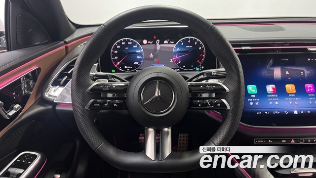 Mercedes-Benz E-Class 2026 — photo 17