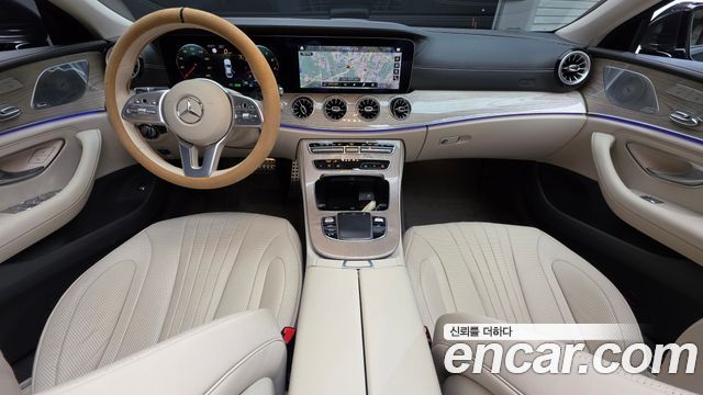 Mercedes-Benz CLS-Class 2021 — photo 10