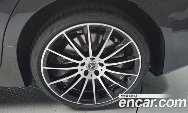 Mercedes-Benz CLS-Class 2021 — photo 7