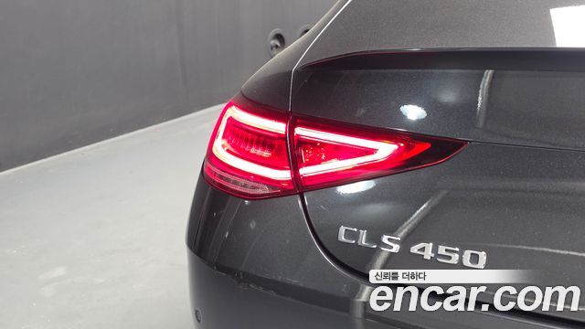 Mercedes-Benz CLS-Class 2021 — photo 9