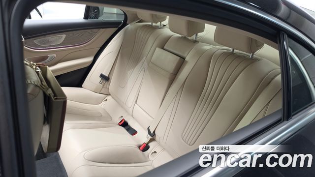 Mercedes-Benz CLS-Class 2021 — photo 31