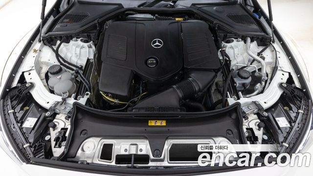 Mercedes-Benz E-Class 2026 — photo 6