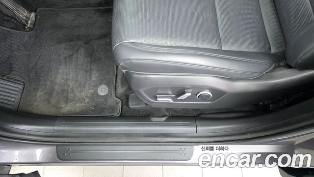 Hyundai Santafe 2024 — photo 31