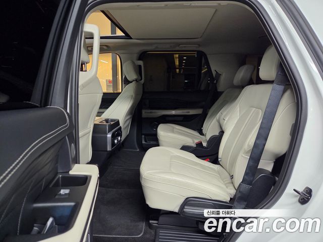 Ford Expedition 2021 — photo 8