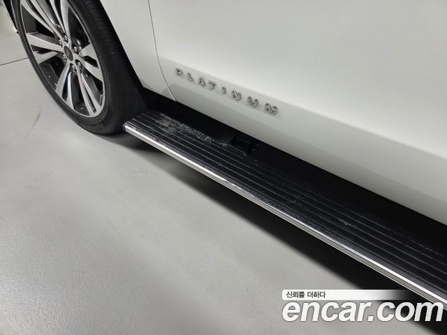 Ford Expedition 2021 — photo 18