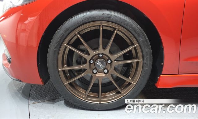 Hyundai AVANTE 2017 — photo 5