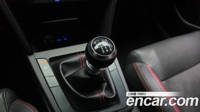 Hyundai AVANTE 2017 — photo 12