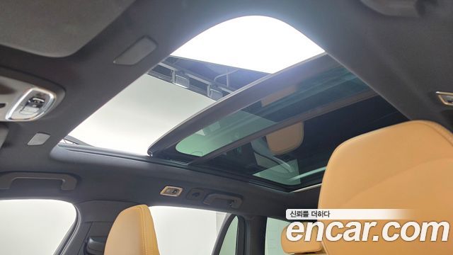 Volvo V60 2022 — photo 23