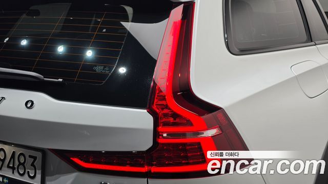 Volvo V60 2022 — photo 9
