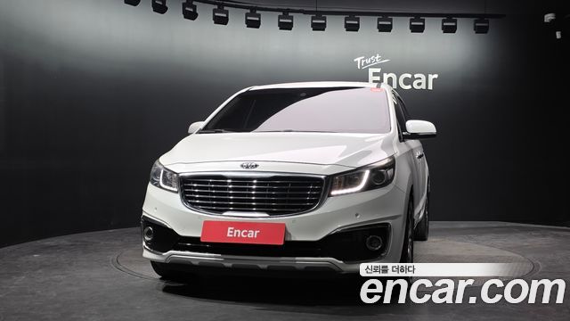 Kia Canival 2015 — photo 3