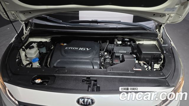Kia Canival 2015 — photo 6