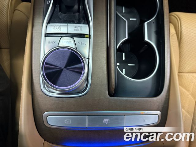 Kia K9 2023 — photo 13
