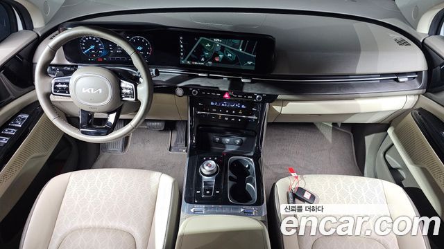Kia Canival 2023 — photo 10