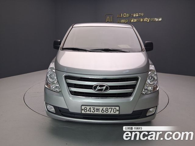 Hyundai Starex 2017 — photo 2